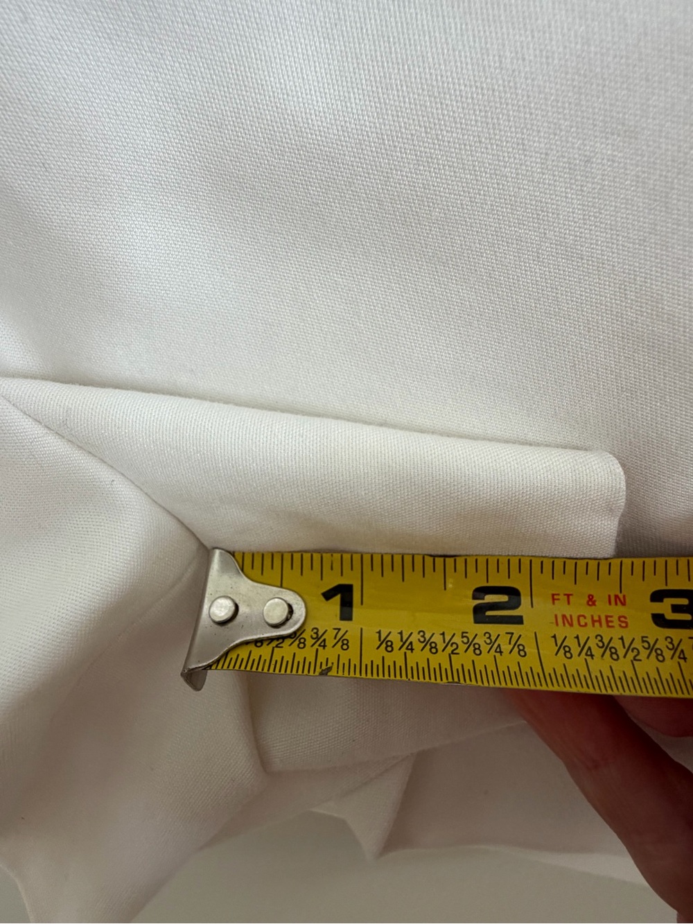 Zara White High-Waist Tailored Shorts - Picture 8 of 8